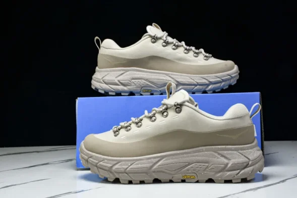 Hoka Tor Summit 1147952 OLK 