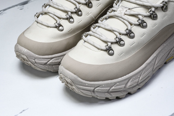 Hoka Tor Summit 1147952 OLK 