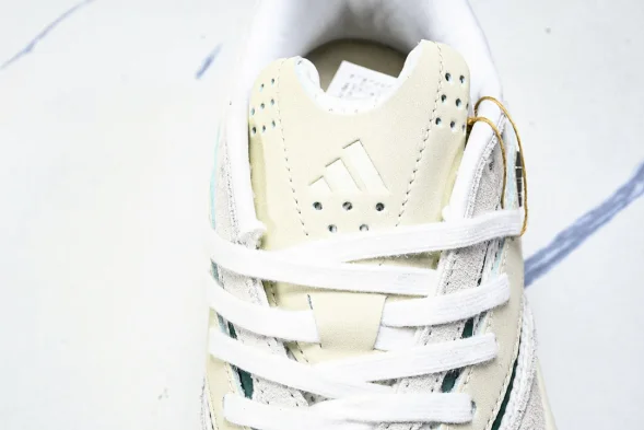 Adidas Lightblaze JH6961 