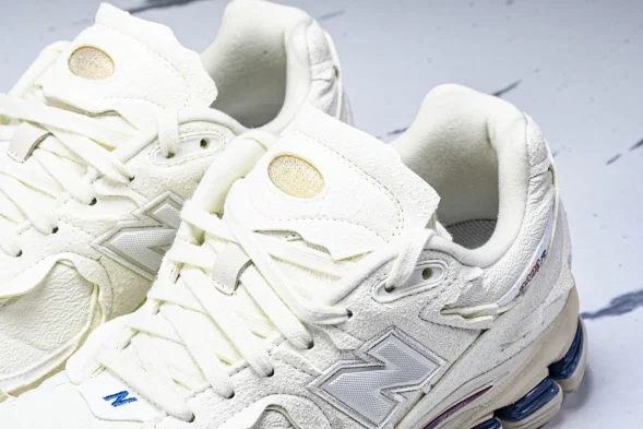 New Balance 2002R M2002RDS 