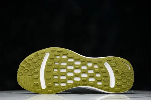 Nike Journey Run HV1798-141 