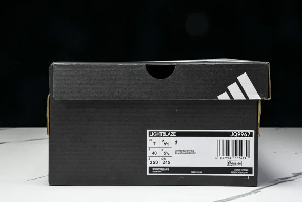 Adidas Lightblaze JQ9966  