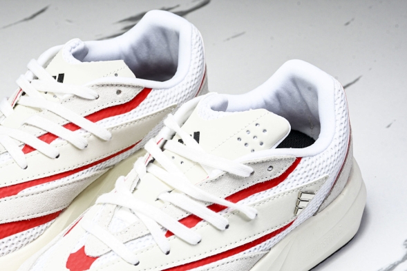 Adidas Lightblaze JQ9966  