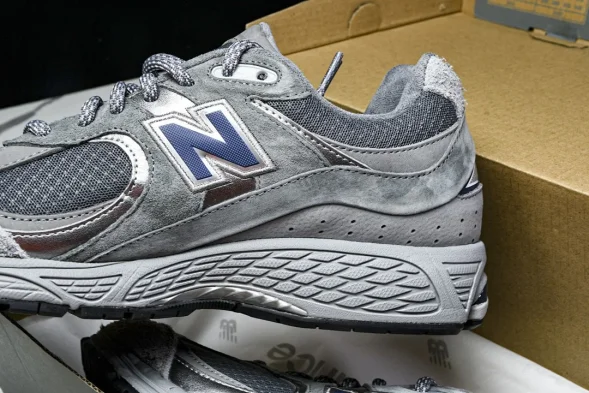 New Balance 2002R M2002RHG 