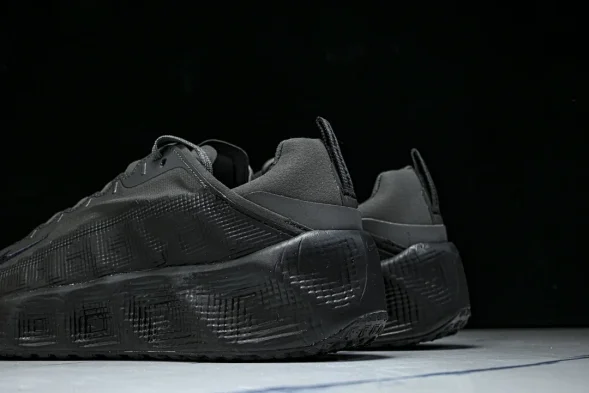 Nike Ava Rover HQ2863-300 