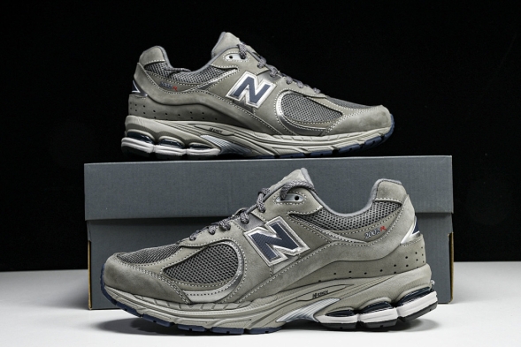 New Balance 2002R ML2002RA 