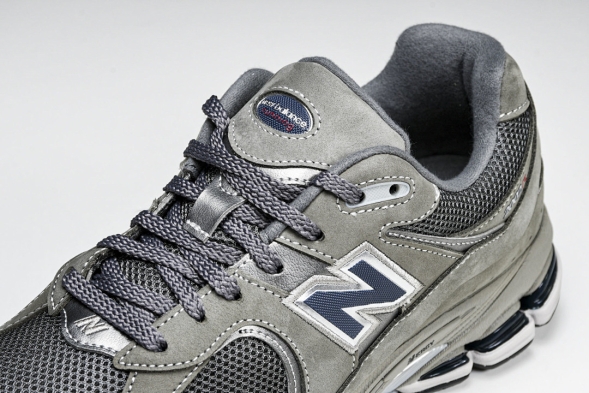 New Balance 2002R ML2002RA 