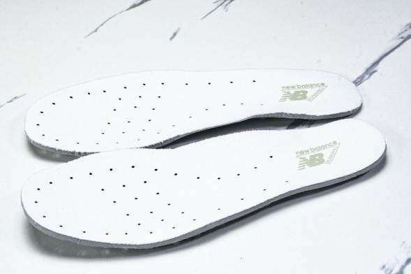 New Balance 530 MR530ZO 