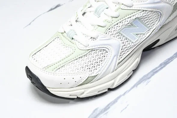 New Balance 530 MR530ZO 