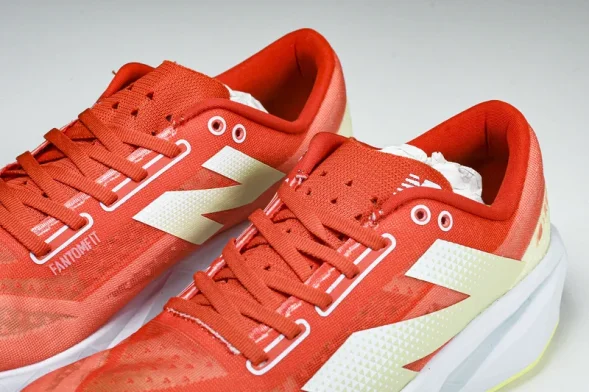 New Balance FuelCell Rebel V4 WFCXLR4 