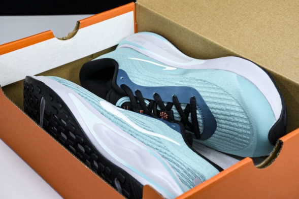 Nike Journey Run FN0228-300 