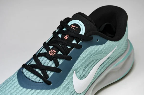 Nike Journey Run FN0228-300 