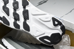 Hoka Clifton 9 1127895 BCKT