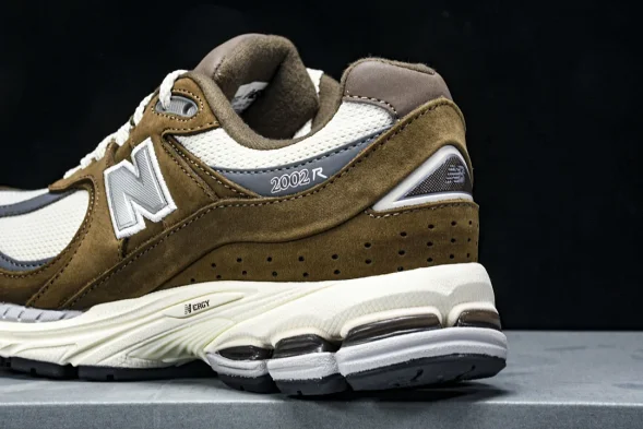 New Balance 2002R M2002RHS 