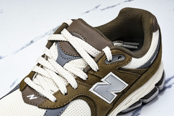 New Balance 2002R M2002RHS 