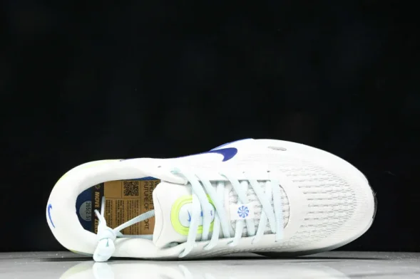 Nike Journey Run FN0228-101 