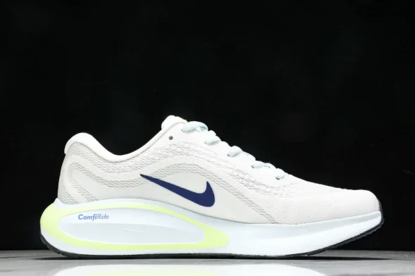 Nike Journey Run FN0228-101 