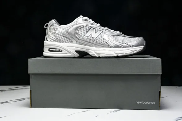 New Balance 530 MR530LG  