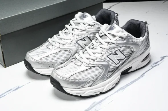 New Balance 530 MR530LG  