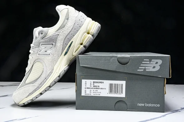 New Balance 2002R I2002REK 