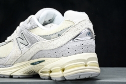 New Balance 2002R I2002REK