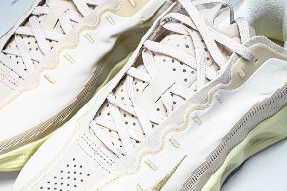 HYEIN SEO x Nike Ava Rover DX4215-007 