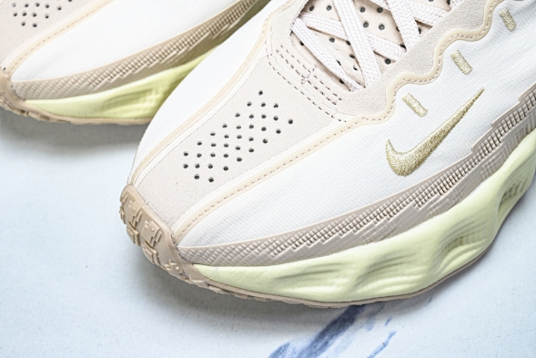 HYEIN SEO x Nike Ava Rover DX4215-007 