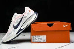 Nike Journey Run FN0228-100