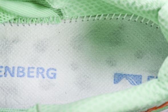 Hoka Clifton 9 1132210 ZLGL 