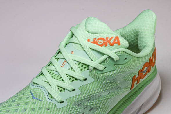 Hoka Clifton 9 1132210 ZLGL 