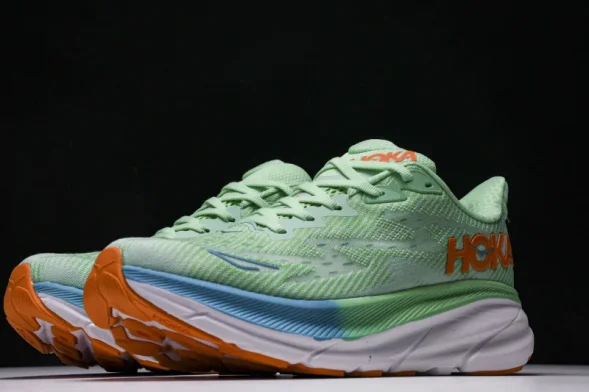 Hoka Clifton 9 1132210 ZLGL 