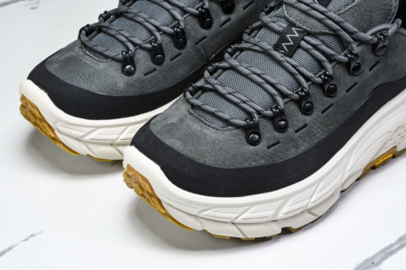 Hoka Tor Summit 1147952 OLC 