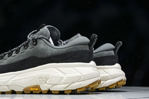 Hoka Tor Summit 1147952 OLC 