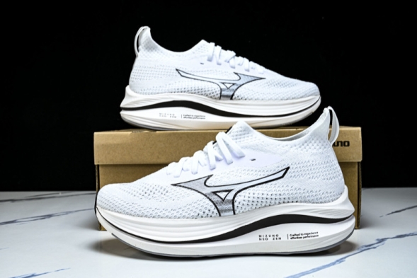 Mizuno Neozen J1GC252802 