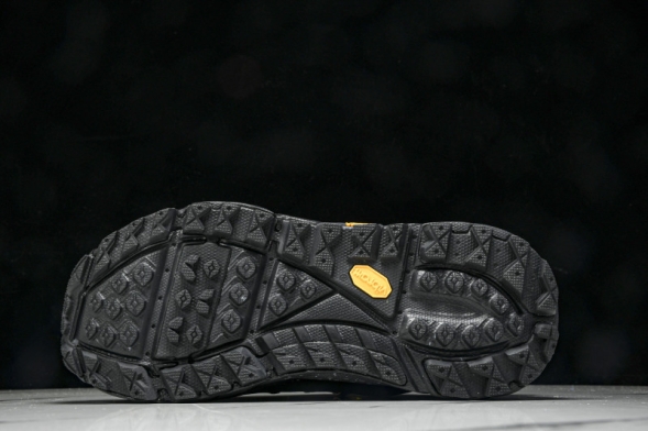 Hoka Tor Summit 1147952 BBLC 