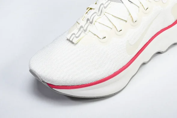 Nike Motiva DV1238-104 