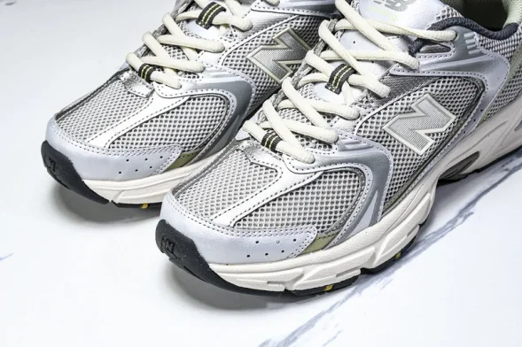 New Balance 530 Y2K MR530KMW 