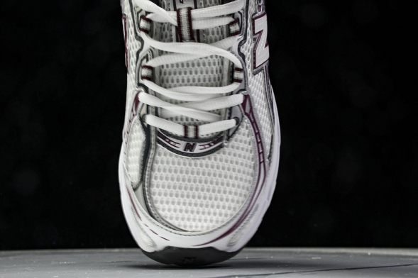 New Balance 740 U740RD2 