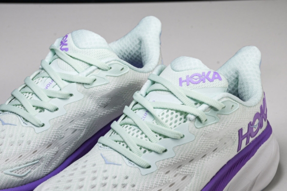 Hoka Clifton 9 1127896 SOLM 