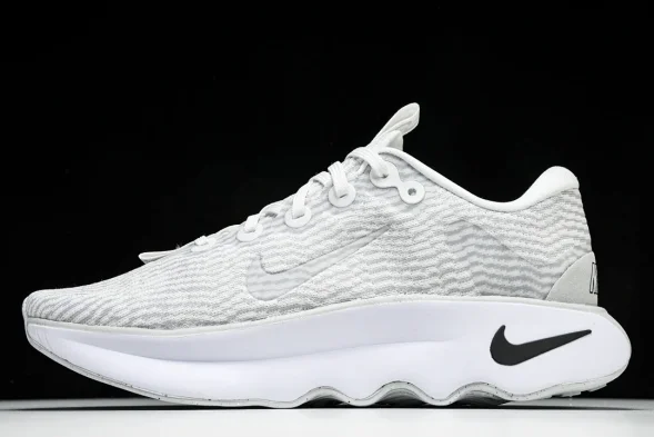 Nike Motiva DV1237-102 