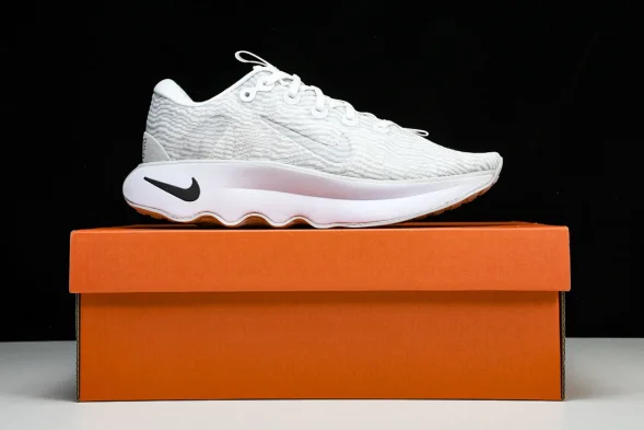 Nike Motiva DV1237-102 