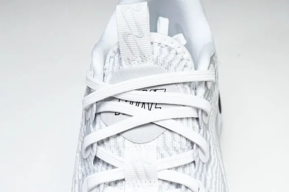 Nike Motiva DV1237-102 