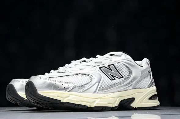 New Balance 530 MR530TA 