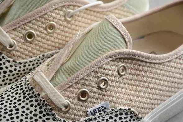 Vans Authentic VN0A5HYPAYR 