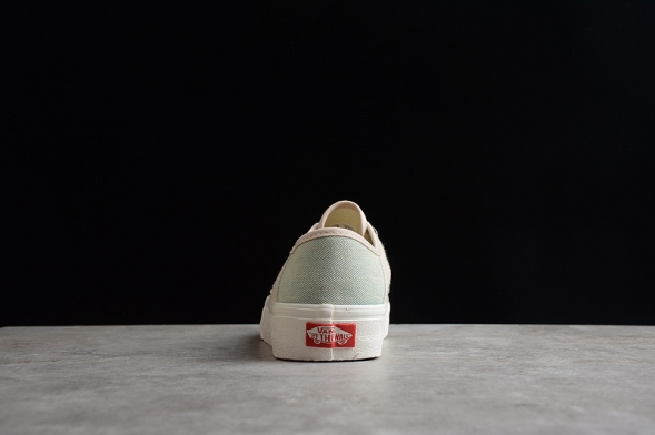 Vans Authentic VN0A5HYPAYR 