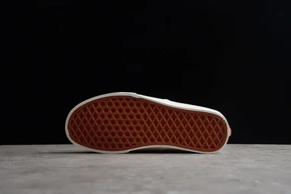 Vans Authentic VN0A5HYPAYR 