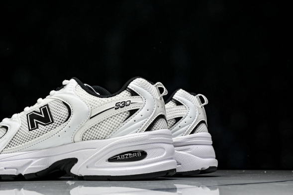 New Balance 530 M530EWB 