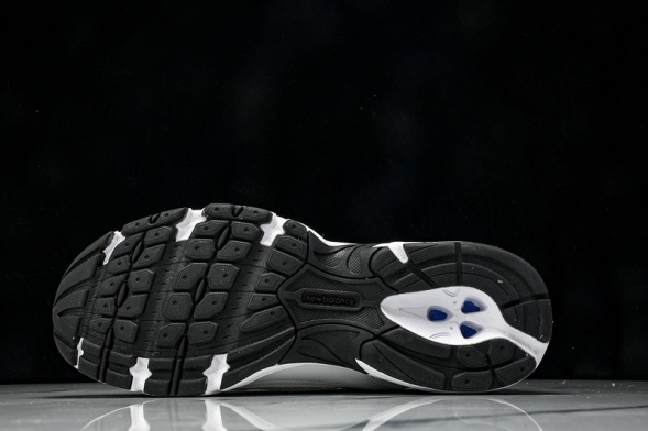 New Balance 530 M530EWB 