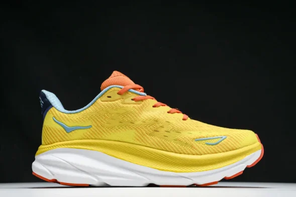Hoka Clifton 9 1127895 PFMZ 