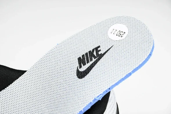 Nike Motiva DV1238-004 